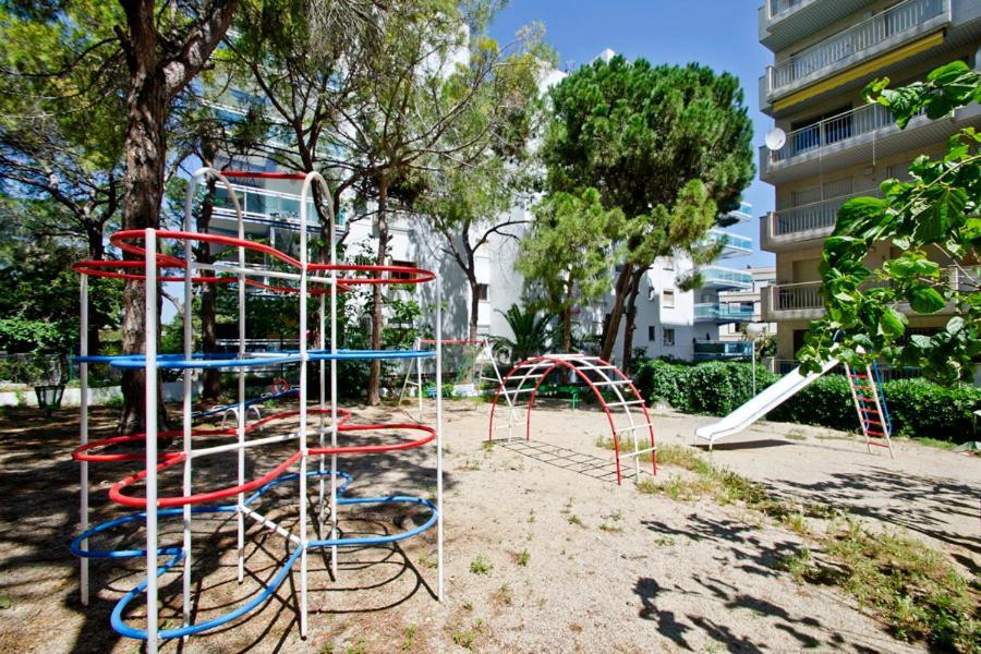 סאלו Uhc Pino Alto Apartments מראה חיצוני תמונה